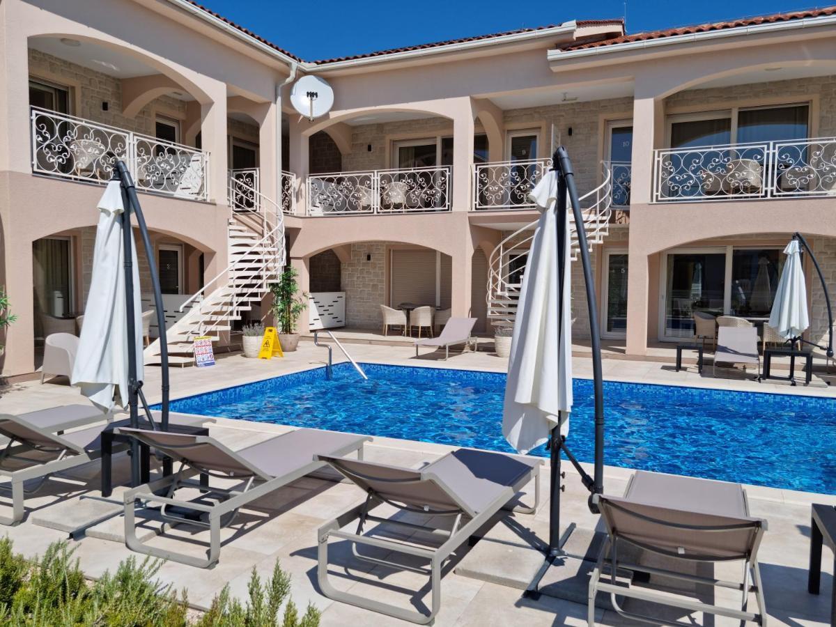 Villa Luka Лопар Экстерьер фото